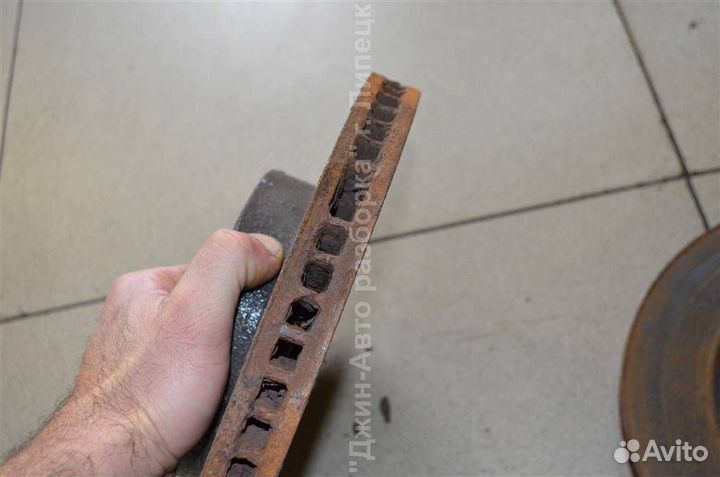 Диск тормозной передний Land Rover Discovery 3