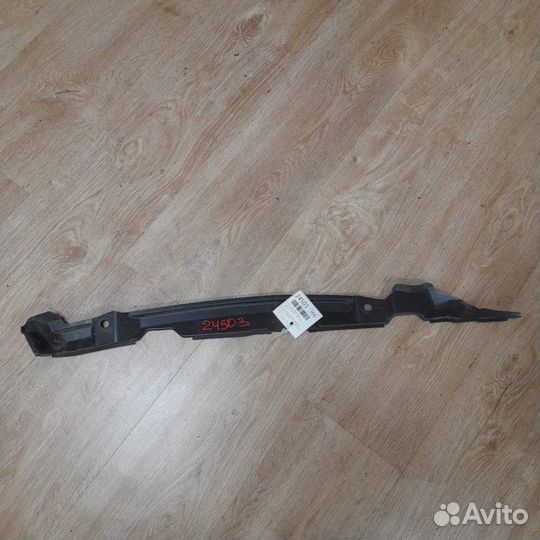 Пыльник крыла передний правый Mitsubishi Outlander