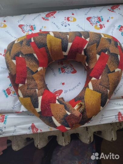 Подушка для путешествий