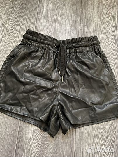 Шорты женские