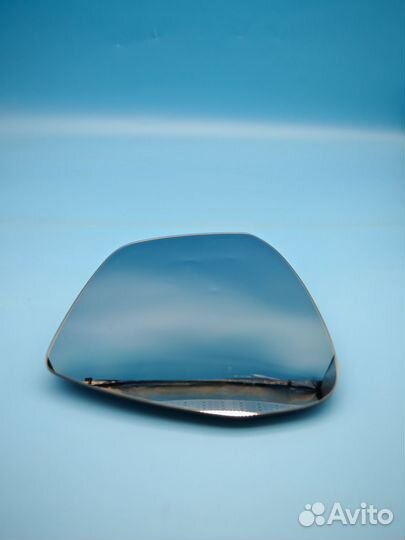 Зеркальный элемент левый Geely Coolray