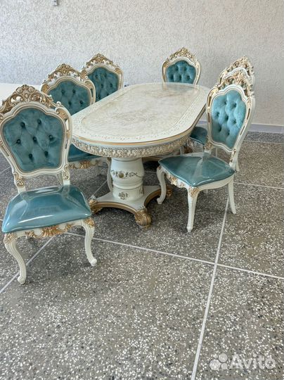 Кухонный стол. Доставка по всей России