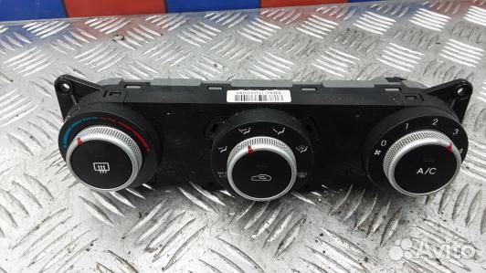 Блок управления печки и климат-контроля KIA CEE'D