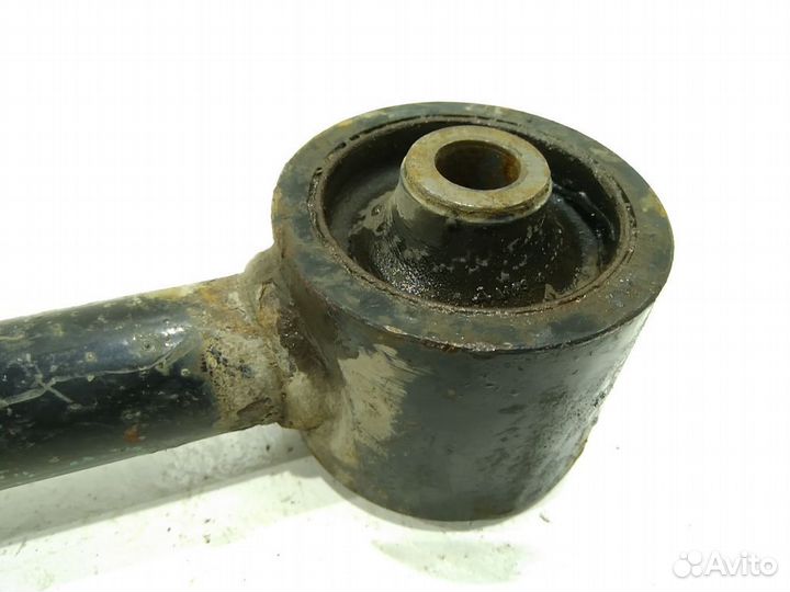 Тяга задняя продольная правая внутренняя