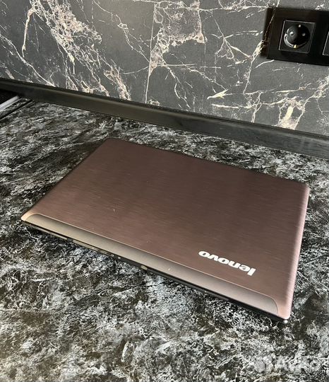 Ноутбук Lenovo IdeaPad Z570