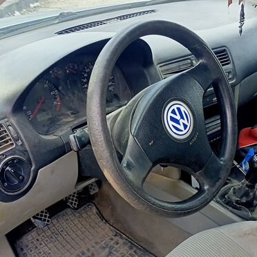 Volkswagen Bora 1.6 MT, 2002, 375 700 км