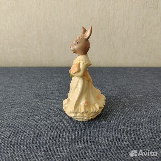 Royal Doulton Bunnykins. Кролик DB173