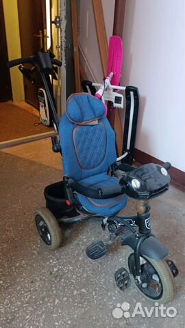 Велосипед с родительской ручкой