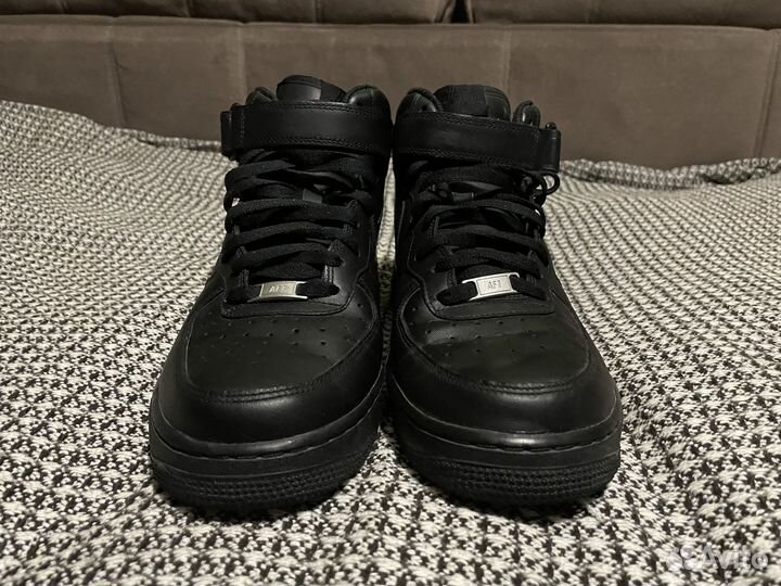 Nike Air Force 1 Mid Black