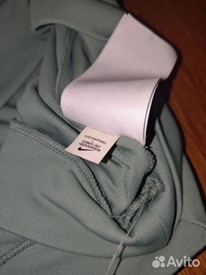 Лонгслив nike