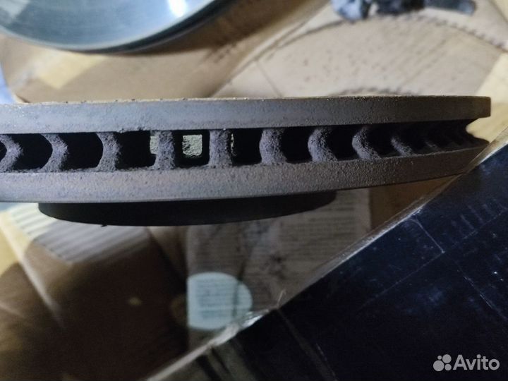 Оригинальные тормозные диски Toyota