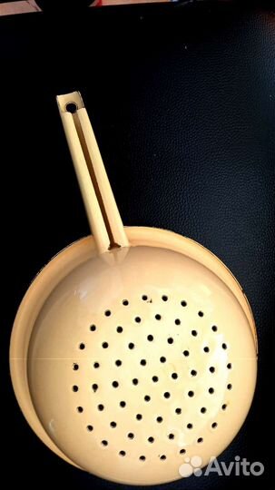 Набор для сыра, дуршл. эмалир. и ярус, ножи