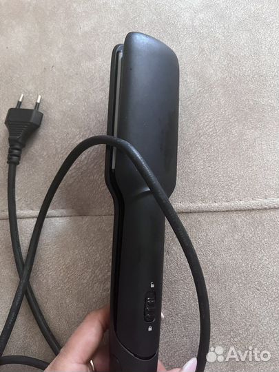 Выпрямитель для волос rowenta новый