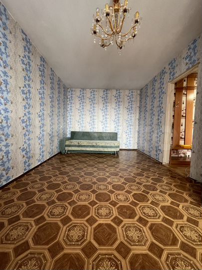 2-к. квартира, 43 м², 9/9 эт.