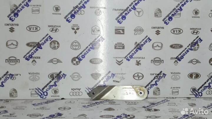 Кронштейн крепления антенны Porsche Cayenne 2003-2