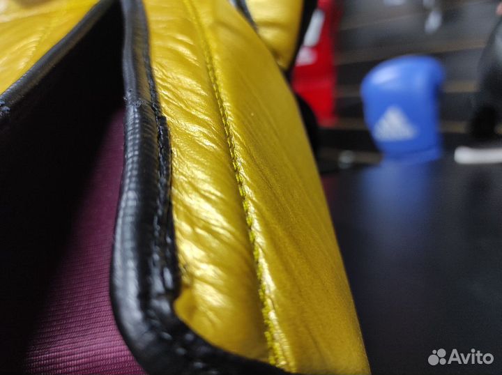 Боксерские перчатки Infinite Force Switchblade