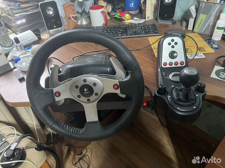 Logitech g25 - полный комплект (руль, педаль, коро