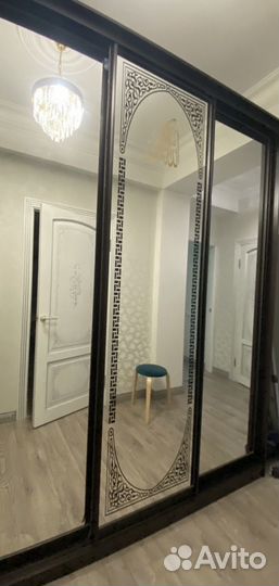 Шкаф купе с зеркалом