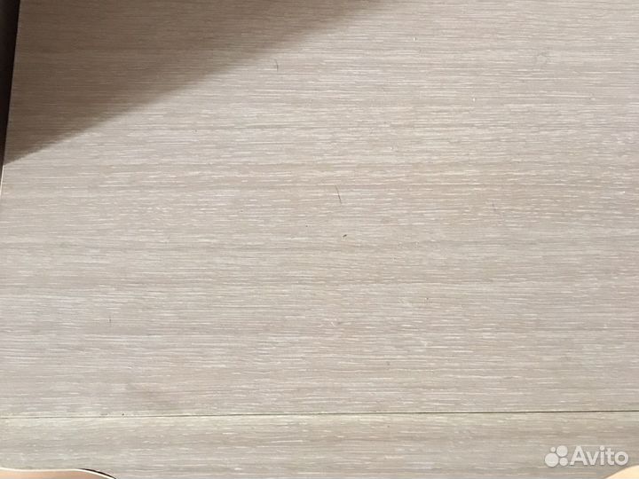 Тумба прикроватная светлая