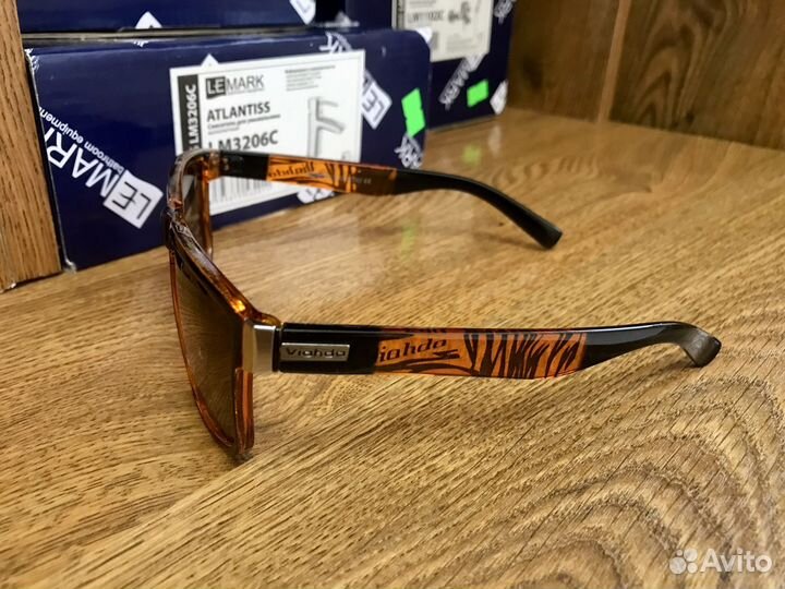 Солнцезащитные очки новые