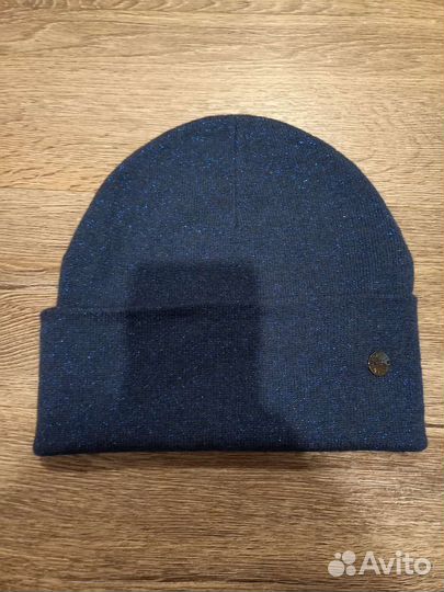 Шапка новая весна осень