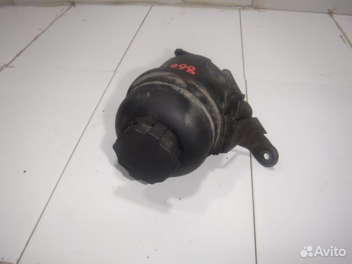 Бачок гидроусилителя Mercedes W221 S Class