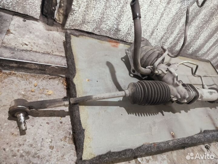 Рулевая рейка nissan bluebird u14