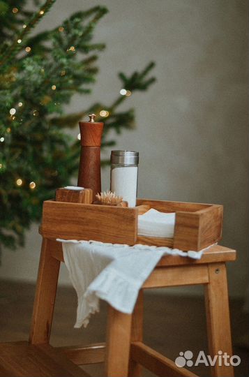 Салфетница из массива дуба