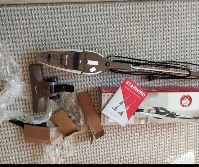 Пылесос вертикальный Starwind