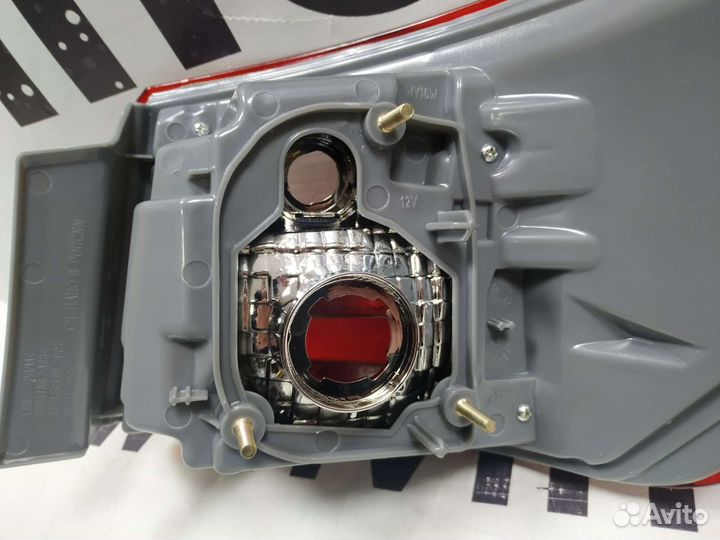 Задние фонари на Весту