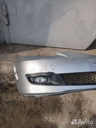 Бампер передний Mazda Axela