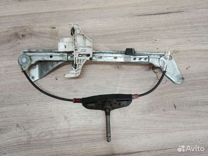 Стеклоподъемник задний левый fusion fiesta mk5