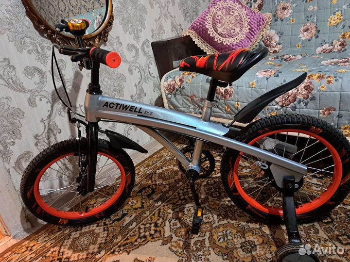 Детский велосипед