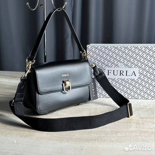 Сумка Furla через плечо