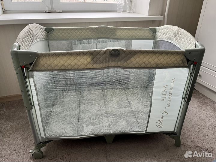 Манеж кроватка Happy Baby Wilson + матрас