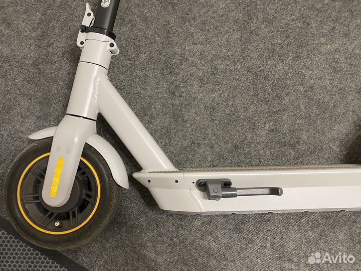 Электросамокат ninebot max g30lp