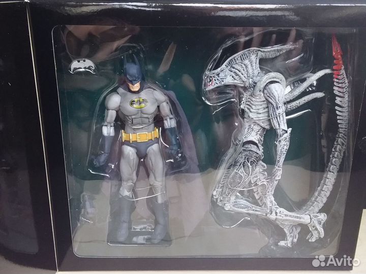 Batman vs Aliens / Neca