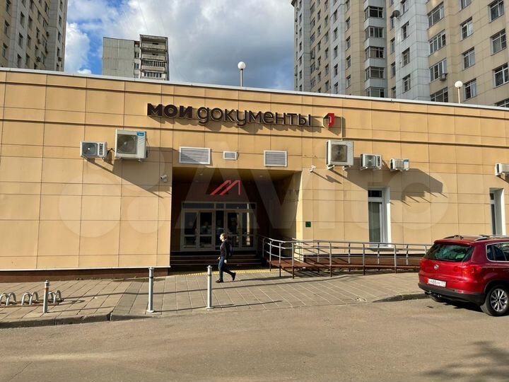 Продам торговое помещение, 3500 м²