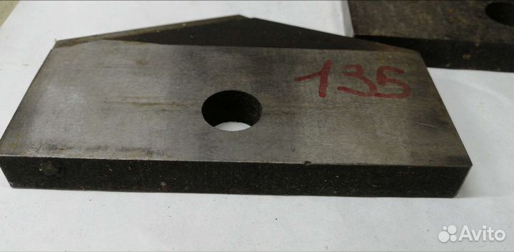 Пластина перовая (сталь Р18, р6м5 СССР)