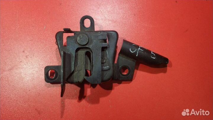 Замок капота Subaru Forester SF5 EJ20 1996-1999