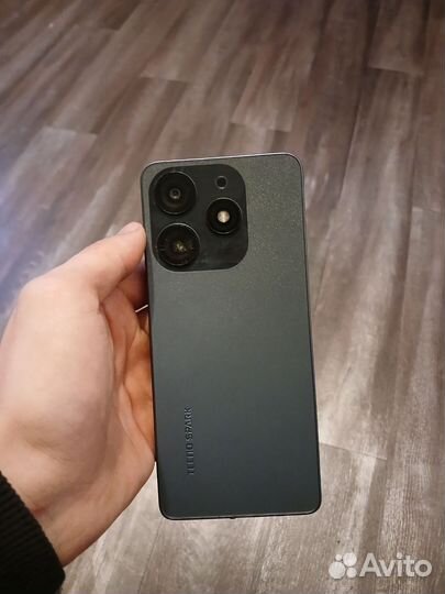 TECNO Spark 10 Pro, 4/128 ГБ