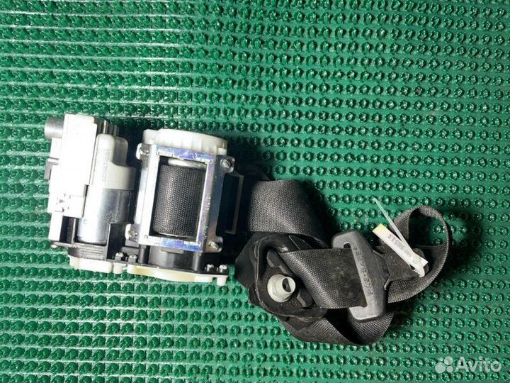 Ремень безопасности передний правый Mercedes-Benz