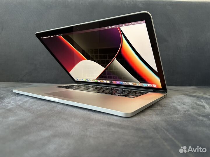 Apple macbook pro 15 retina 2015 16/256