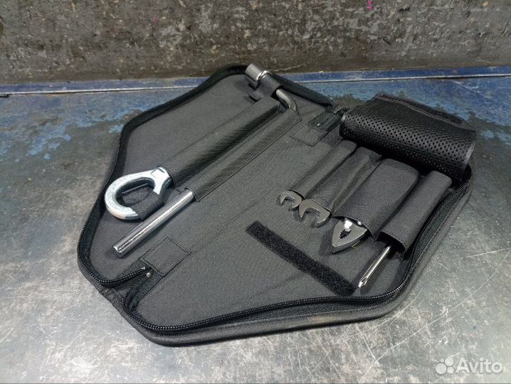 Набор инструментов Lexus Is 2