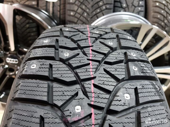 Bridgestone Blizzak Spike-02 255/65 R17