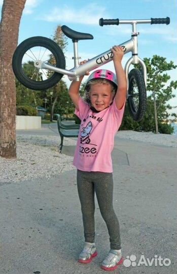 Самый легкий беговел cruzze Ultralight EVA Silver