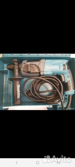 Продаётся новый перфоратор makita 2470