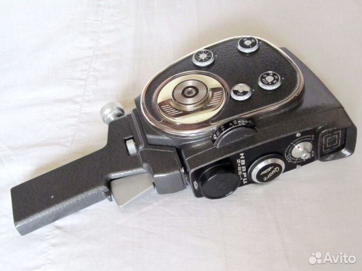 Кинокамера 