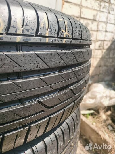 Bridgestone Turanza T001 215/60 R17 103VR