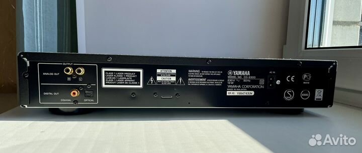 CD проигрыватель Yamaha s300 (поддерживает USB)